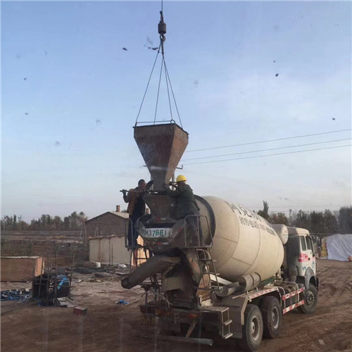 大理“精准瞄准”—— 吊车的 “定位导航” 技术